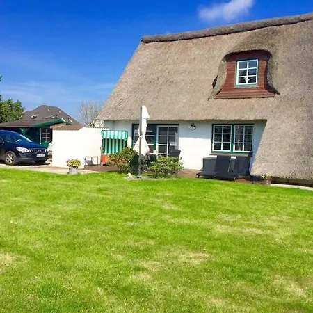 Holiday home Lille Droem Reetdachhaus Lille Droem