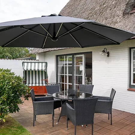 Lille Droem Reetdachhaus Lille Droem Brösum